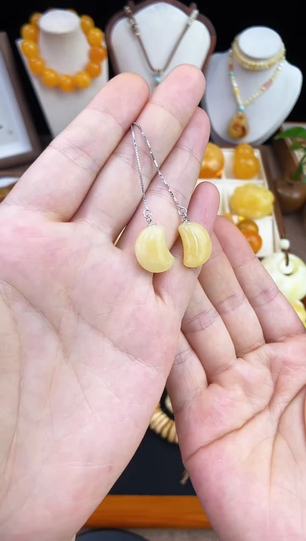 琥珀未镶嵌珠宝奇石柒月
