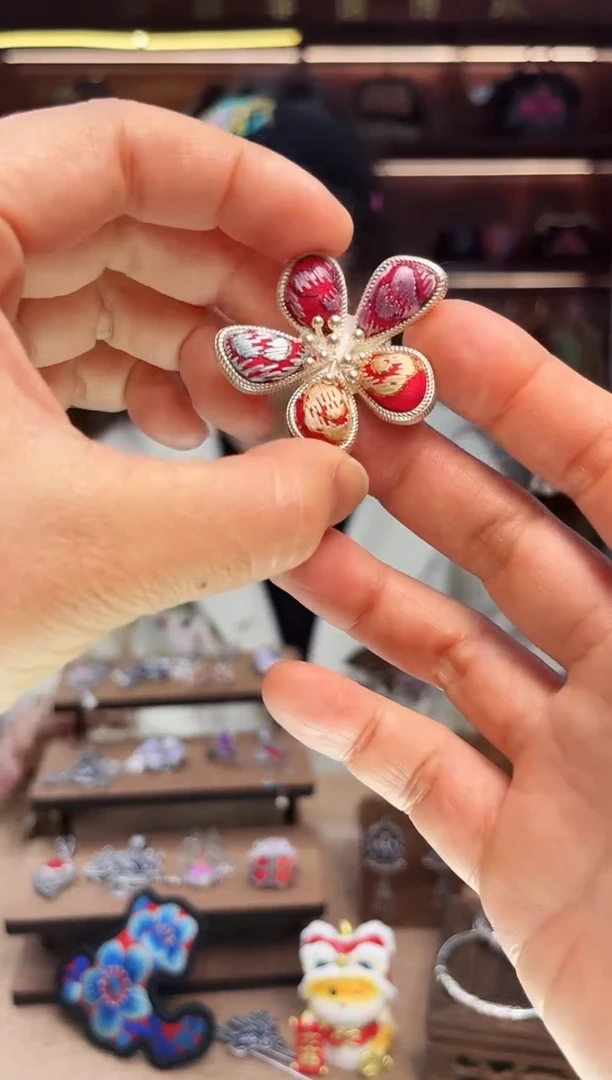 【闪购商品】织绣1909黔东南苗族刺绣