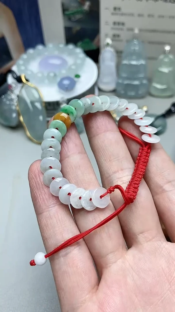 颈饰未镶嵌翡翠柔*吊坠