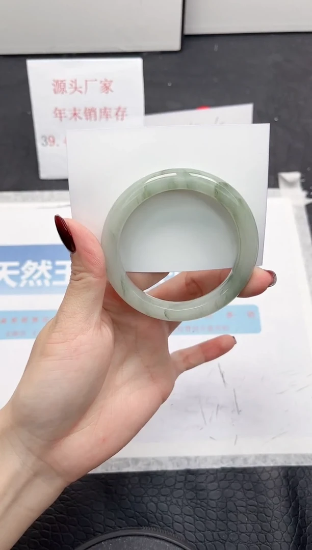 【闪购商品】石英质玉手镯未镶嵌55-54.4