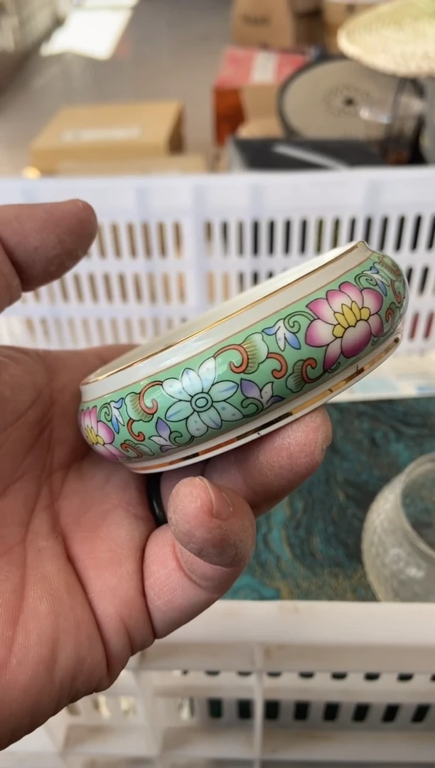 杯子瓷无运费险有瑕疵的摄影的产品有使用过的痕迹有点脏介意勿拍