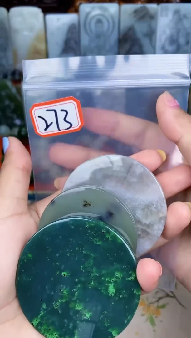 和田玉未镶嵌颈饰和田玉