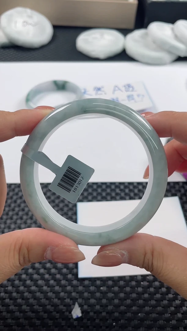 未镶嵌手镯翡翠基地发货H  4964 57+