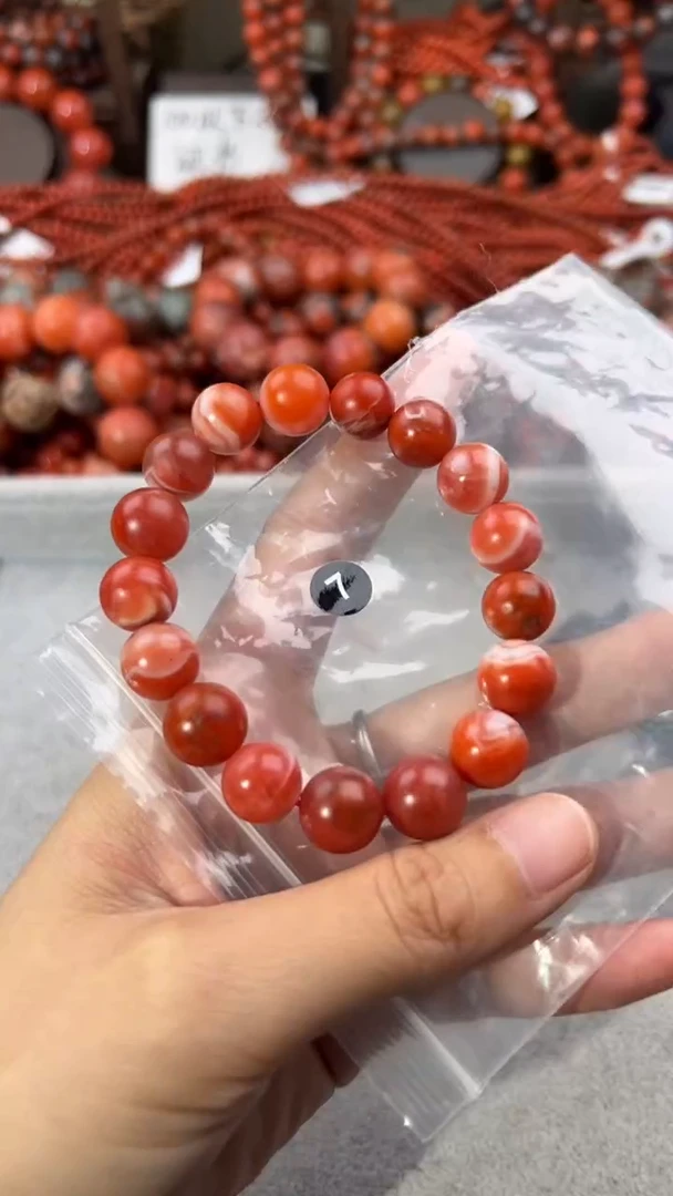南红玛瑙手串未镶嵌11+