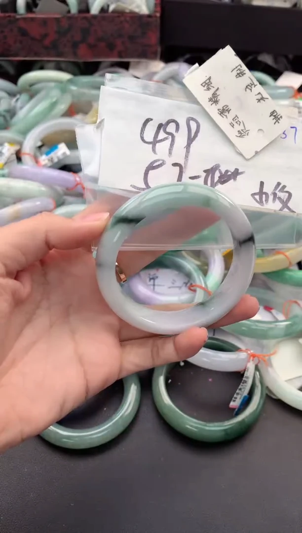 【闪购商品】定制翡翠未镶嵌毛货需精细抛光+多人