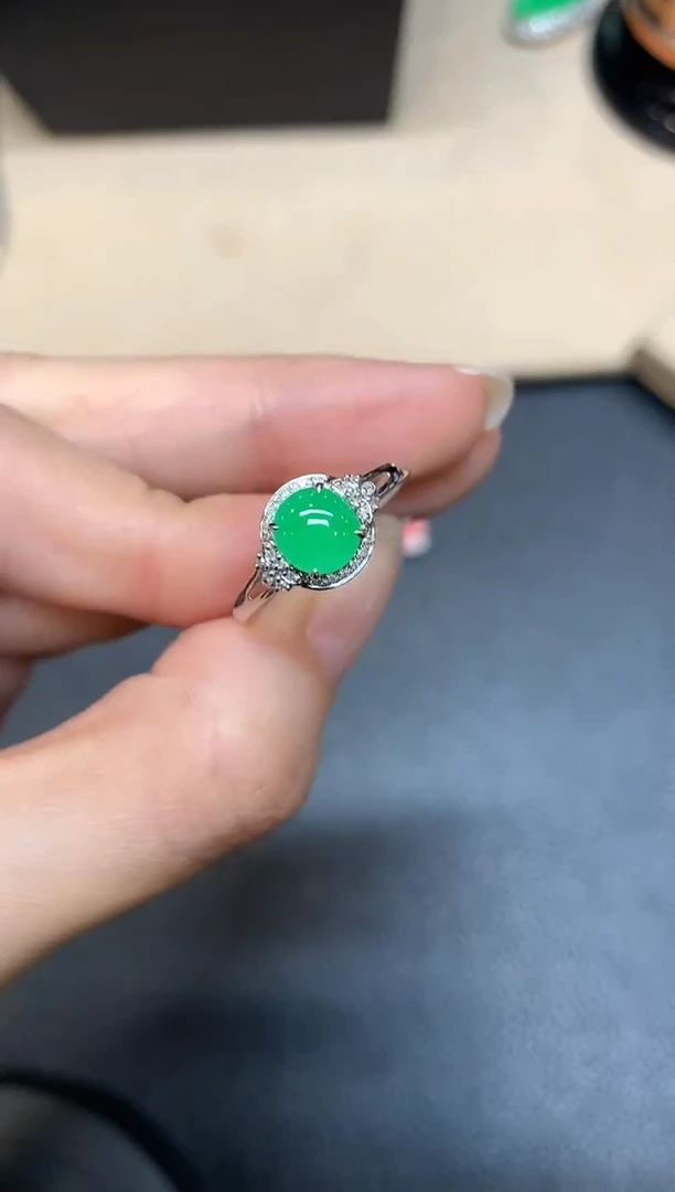 【闪购商品】翡翠戒指18K金镶嵌【无鉴赏期