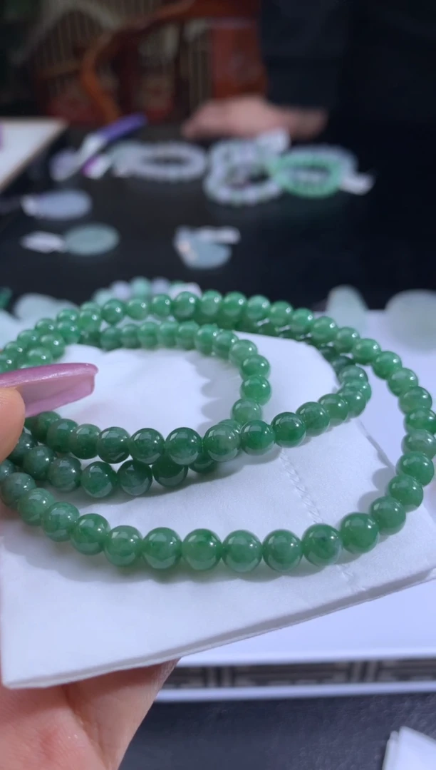 未镶嵌定制翡翠振****厂翡翠