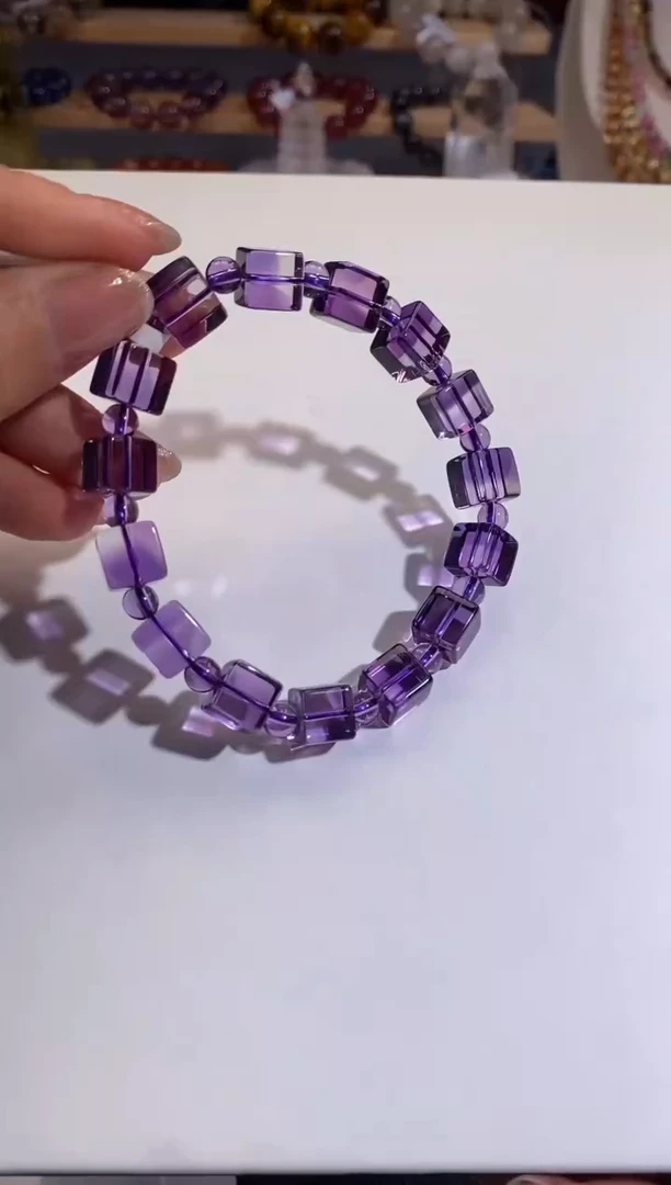 【闪购商品】水晶手链未镶嵌紫方糖