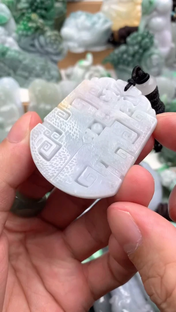 吊坠(不含链)未镶嵌翡翠1