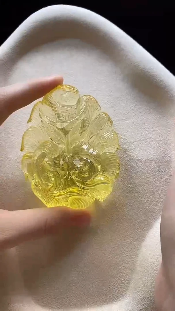 琥珀颈饰未镶嵌吊坠