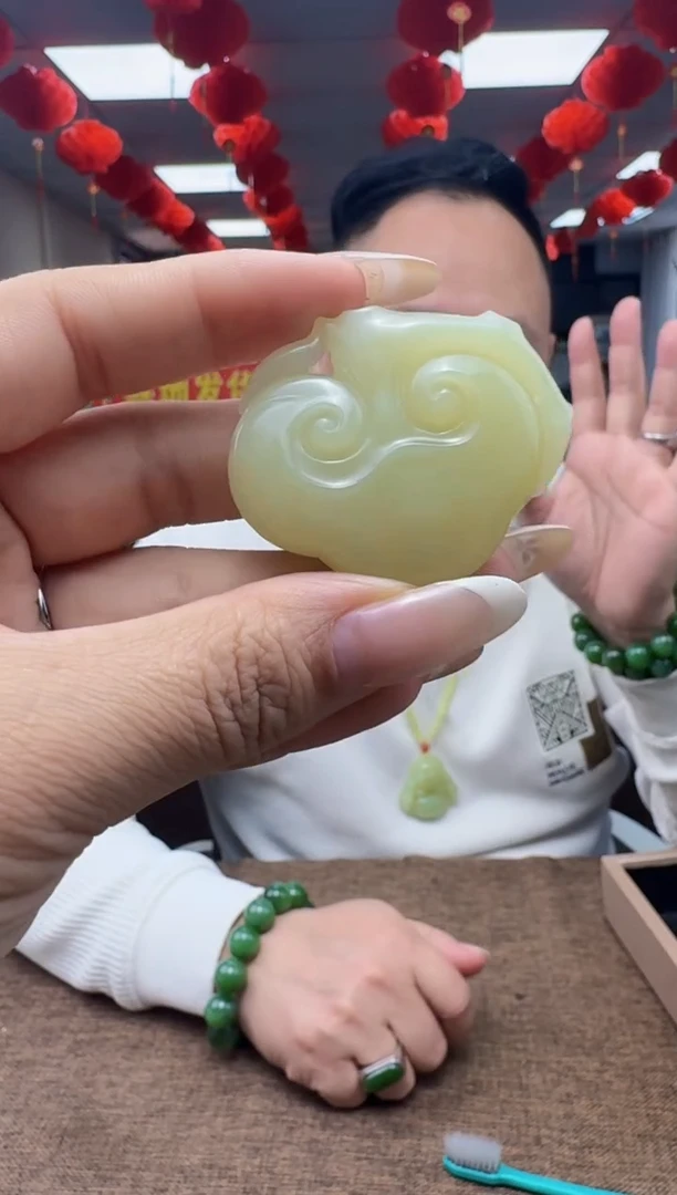 颈饰未镶嵌和田玉拍一发一，多样性发货