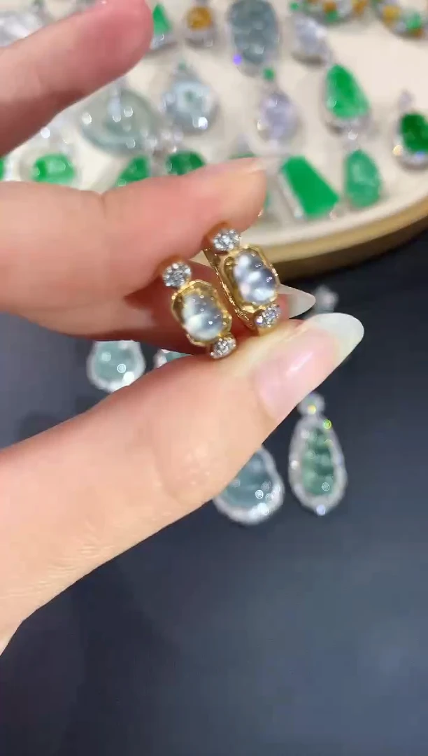 【闪购商品】翡翠耳饰18K金镶嵌A135|3980