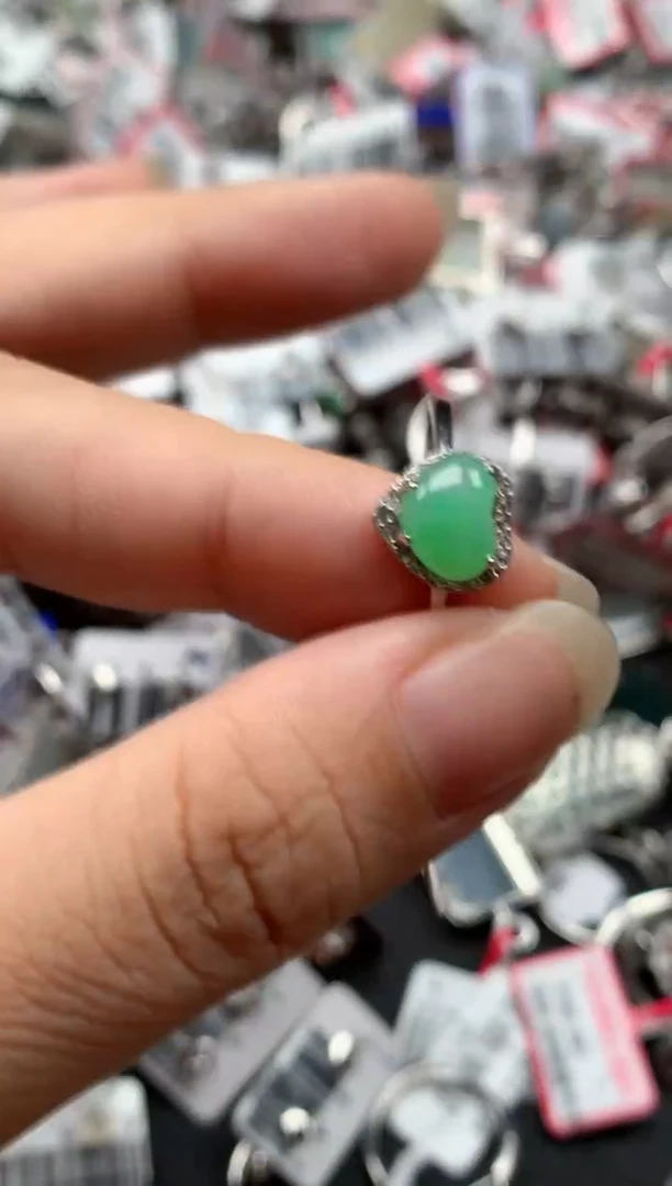 银S925镶嵌戒指翡翠天然A货缅甸翡翠