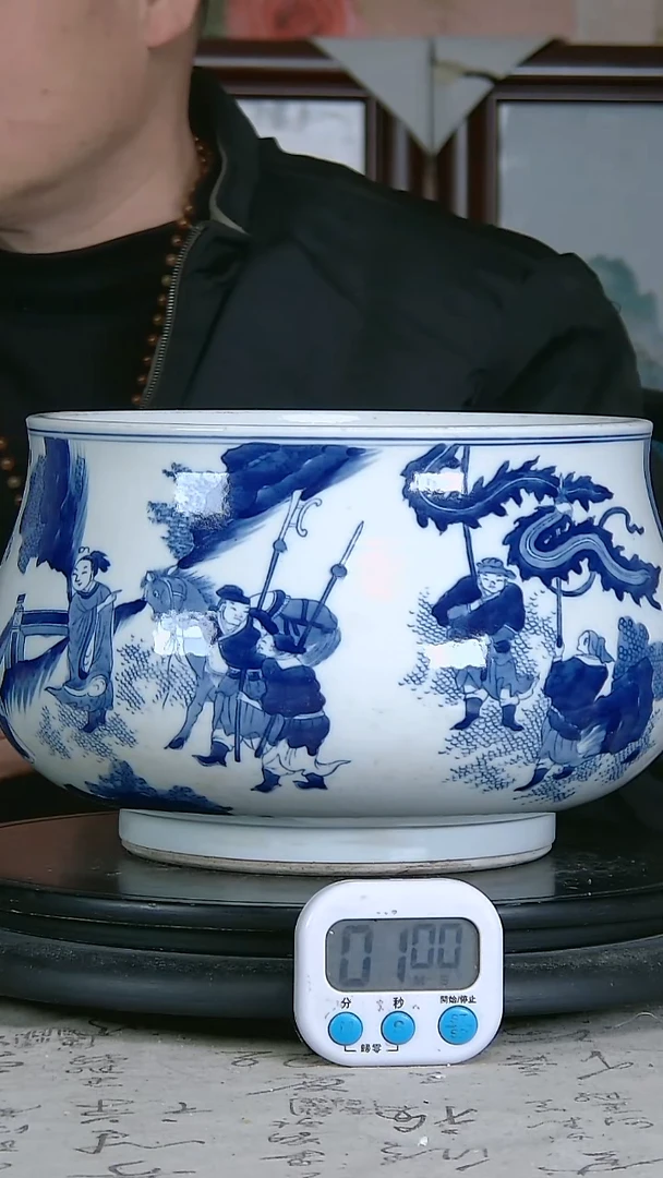 陶马*草青花精绘人物图炉