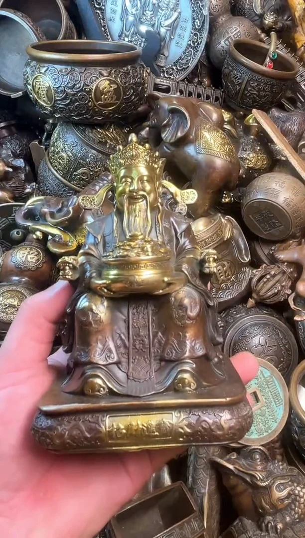 精美铜器点击下单