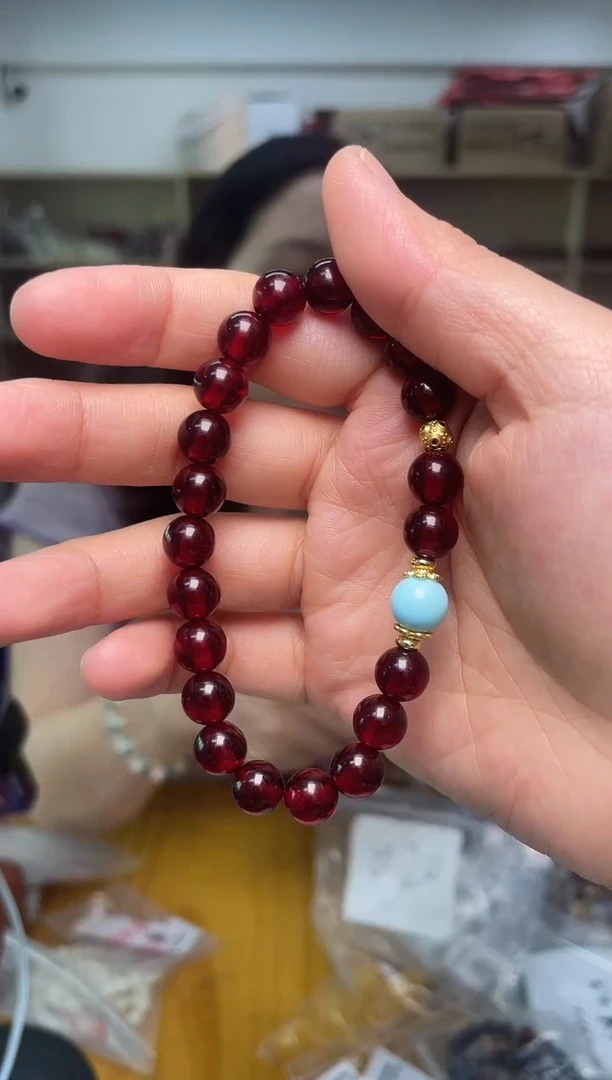 未镶嵌血珀裸石（多样性单个发货）