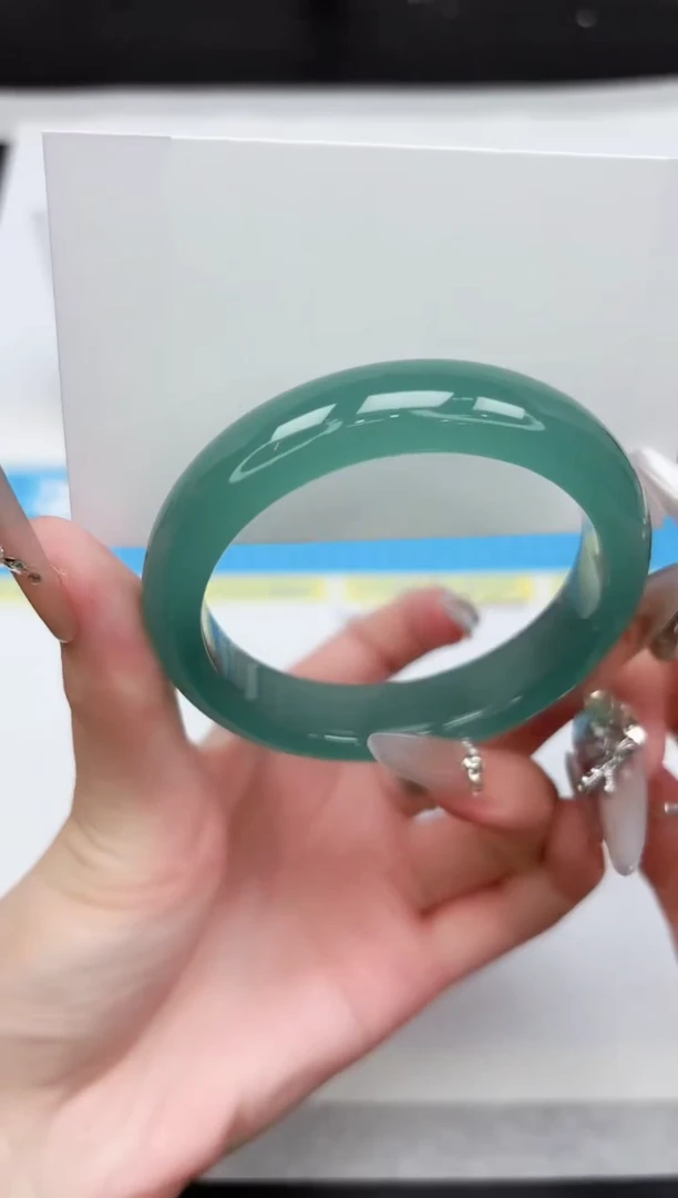 石英质玉手镯未镶嵌292-54.2