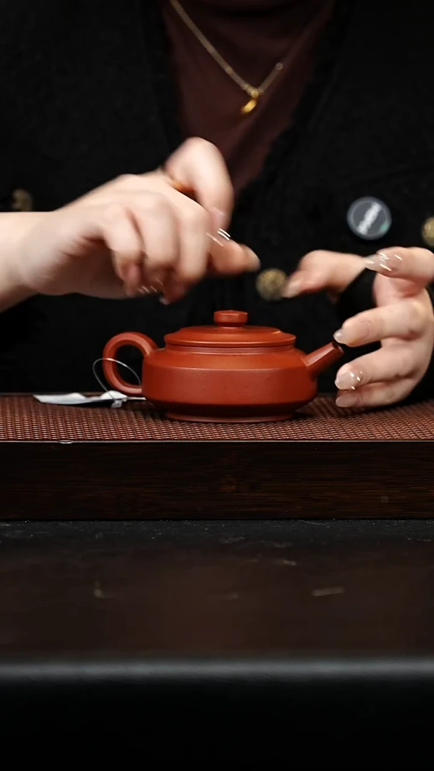 紫砂茶宠周盘 壶