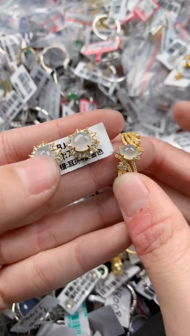 银S925镶嵌戒指翡翠666----8