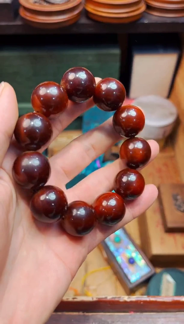 【闪购商品】琥珀裸石未镶嵌俺弟专属高端精品00000