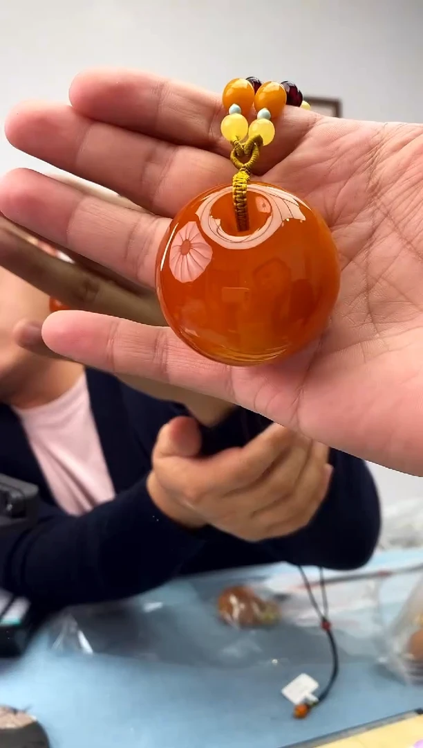 蜜蜡未镶嵌珠宝奇石假一罚十，发一件033