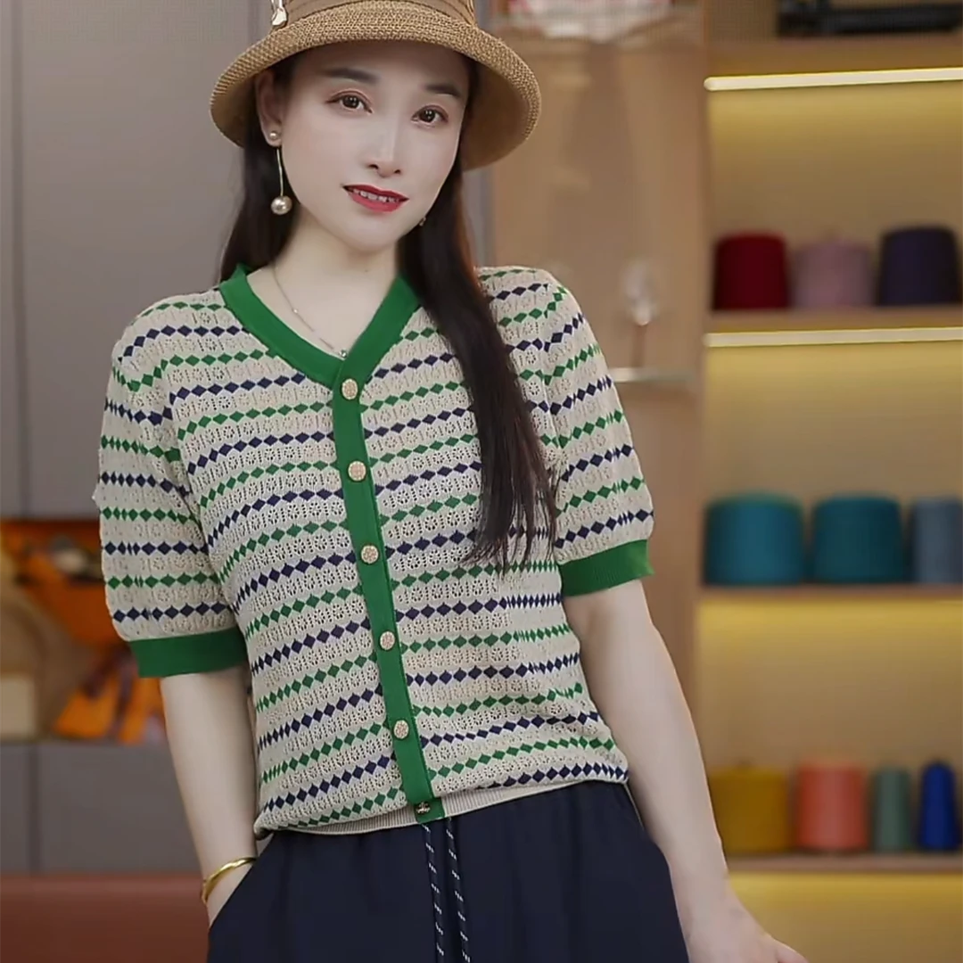 V领条纹短袖t恤女夏季2025新款打底衫洋气大码女装冰丝针织上衣