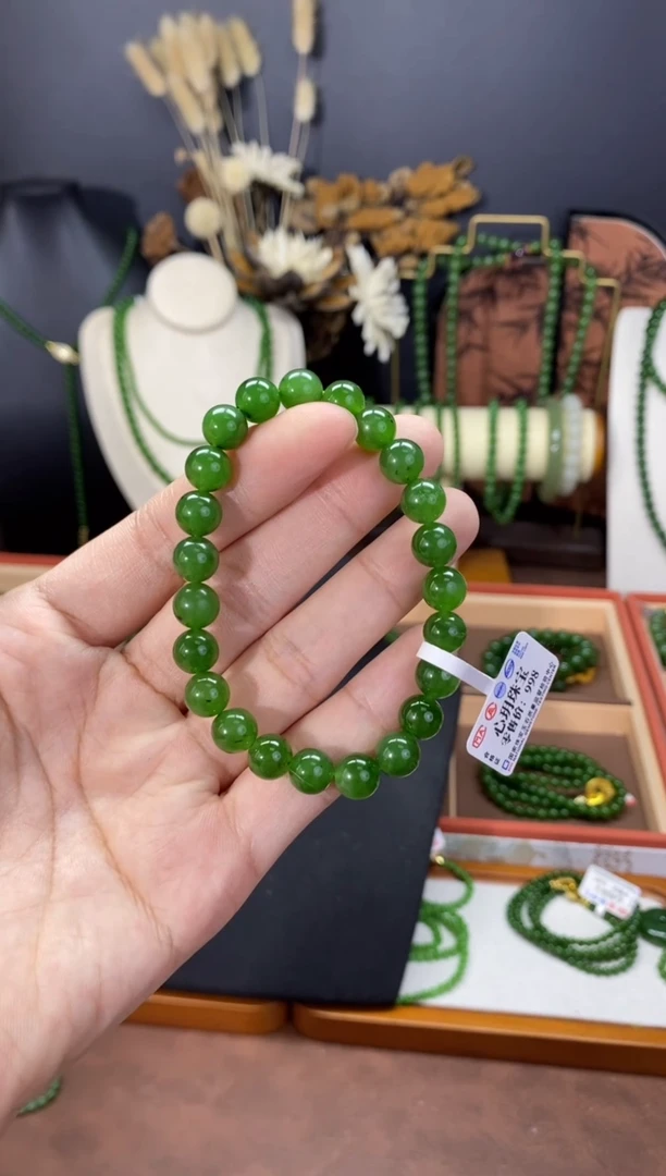 【闪购商品】和田玉（碧玉）颈饰未镶嵌8微矿单圈
