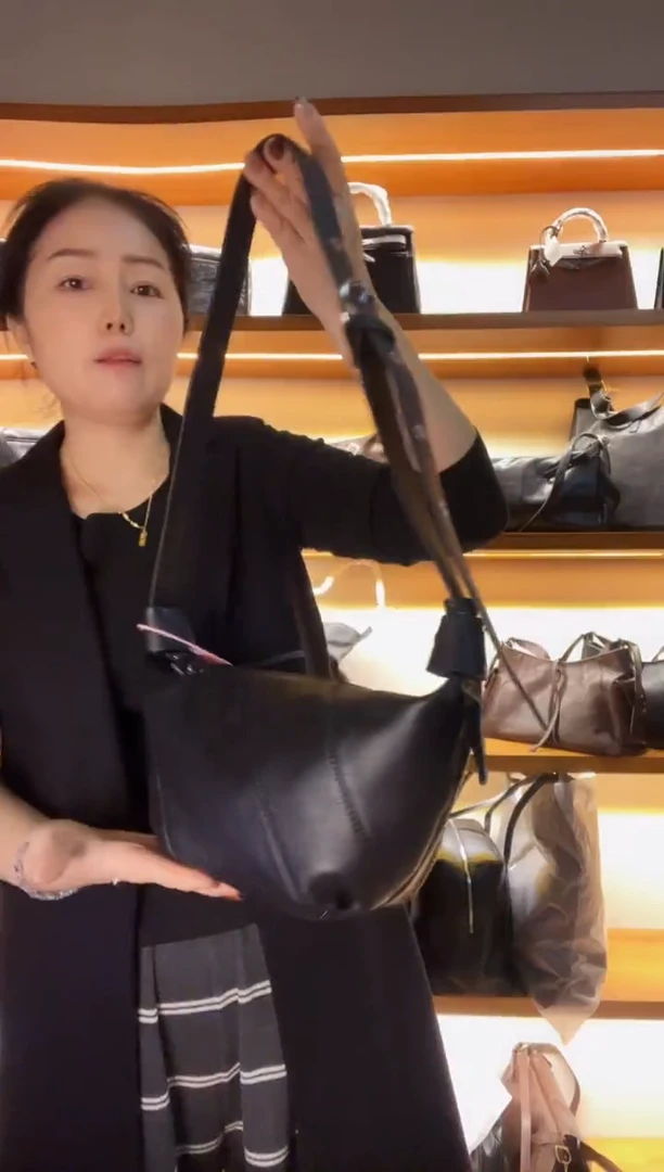 牛皮（革）高端订制时尚百搭女士手提斜跨包