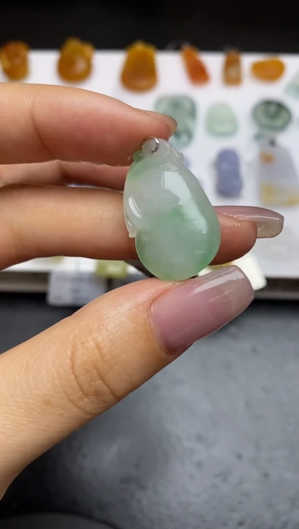 【闪购商品】定制翡翠未镶嵌翡翠毛货~