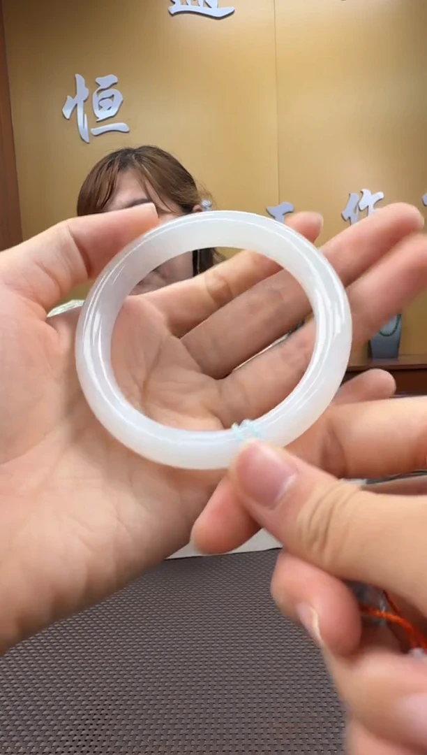 和田玉未镶嵌颈饰无***心手镯57.3