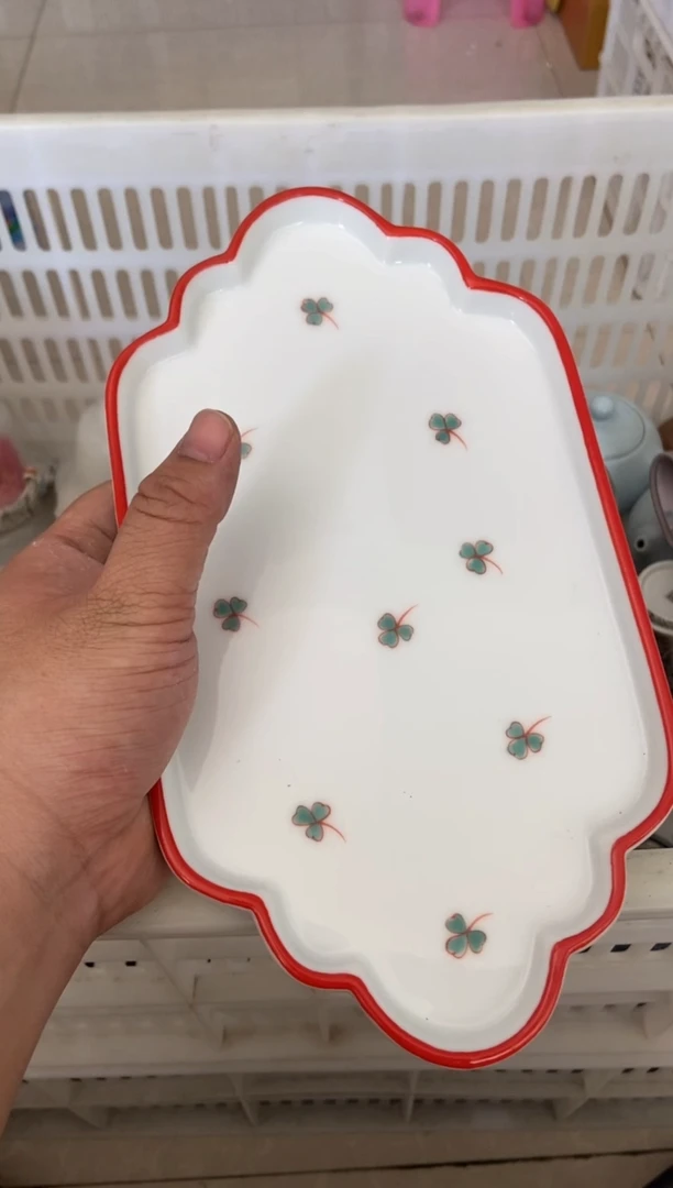 杯无运费险有瑕疵的摄影的产品有使用过的痕迹有点脏介意勿拍