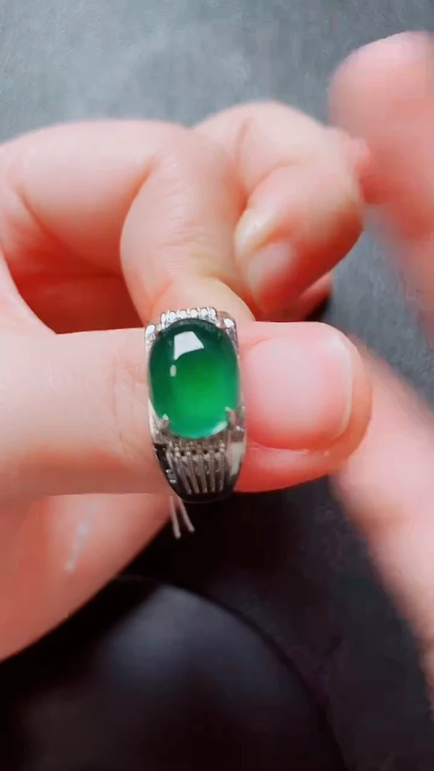 翡翠戒指银S925镶嵌翡翠