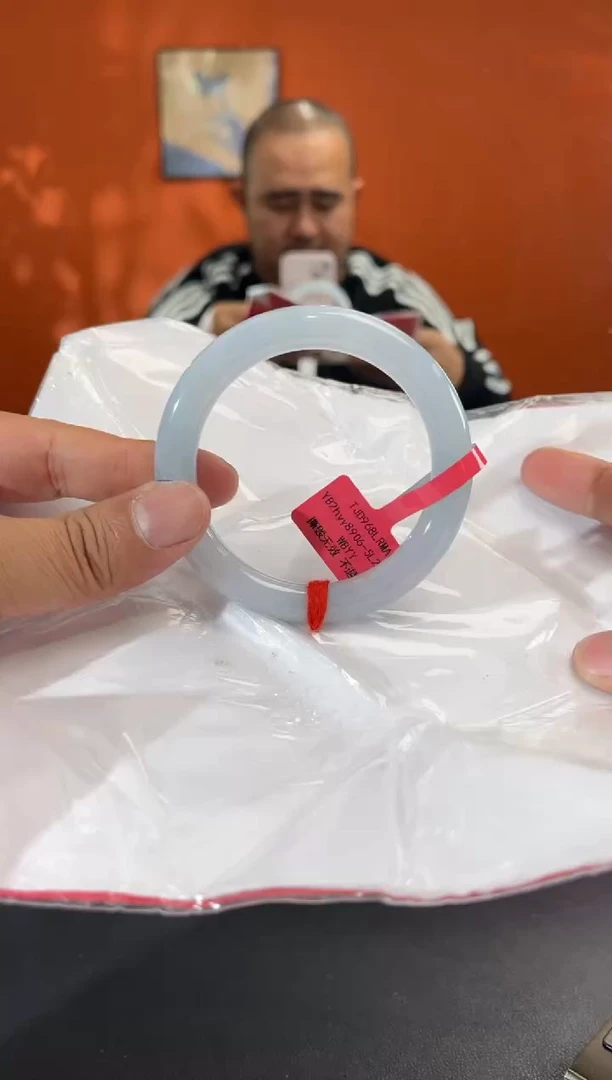 未镶嵌手镯翡翠22        圈口56