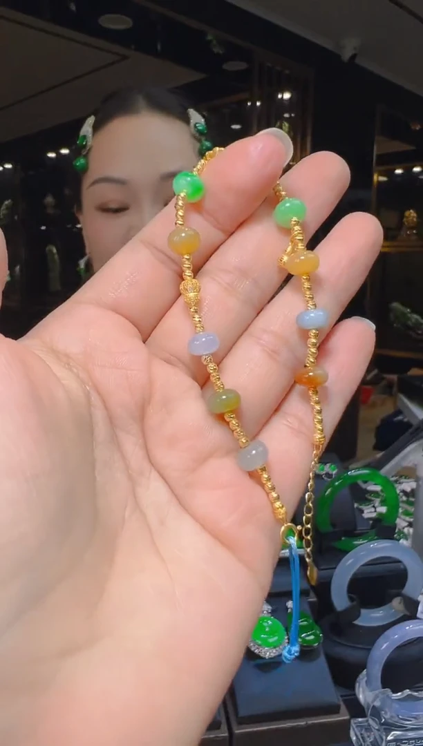18K金镶嵌手链翡翠068