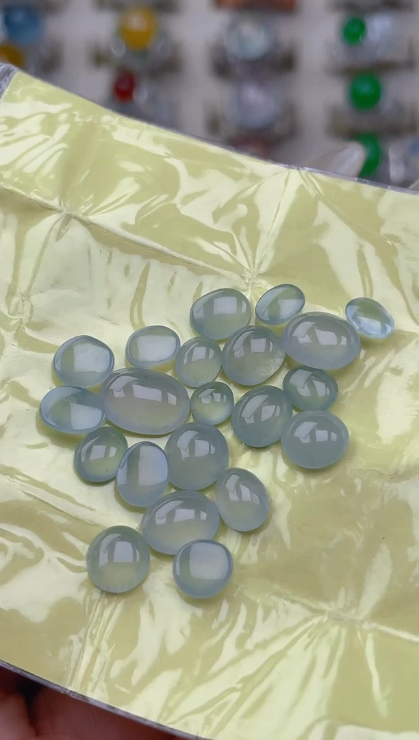 未镶嵌定制翡翠天然翡翠蛋面16