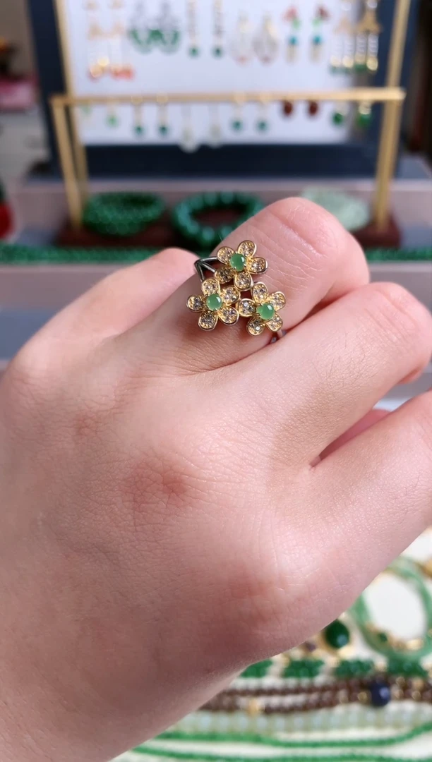 银S925镶嵌戒指和田玉1