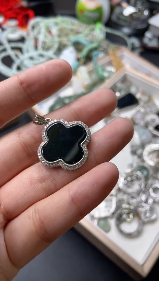 颈饰未镶嵌翡翠天然翡翠a货129