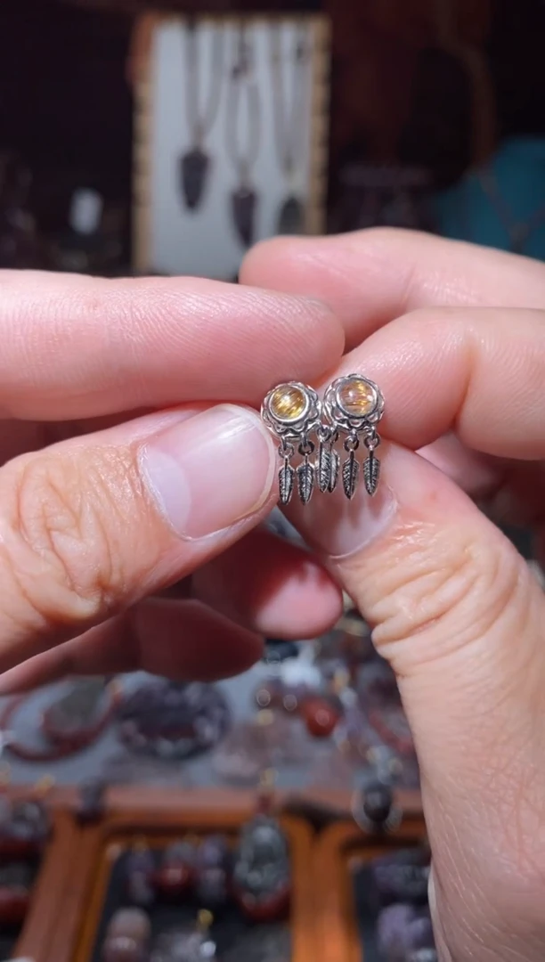 【闪购商品】铜发风棱耳钉未镶嵌水晶多样性发一个