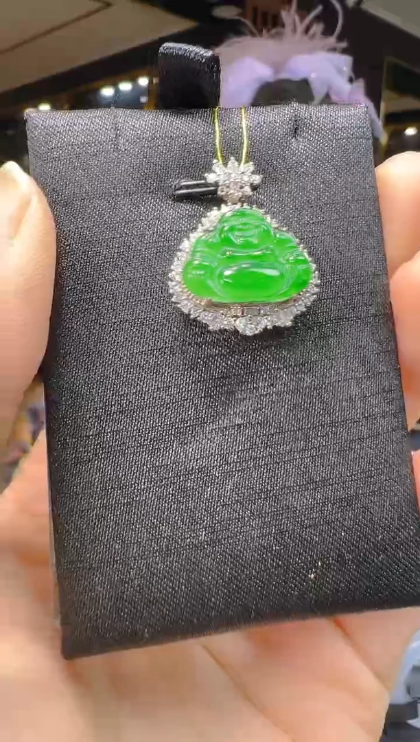 吊坠(赠链)银S925镶嵌翡翠004(多样性发货发其一)