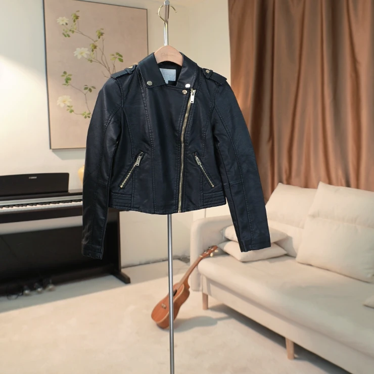 G102 小个子斜拉链机车风皮衣外套女 13XD41