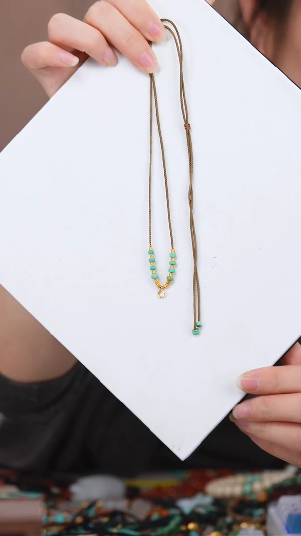 18K金镶嵌绿松石项链1