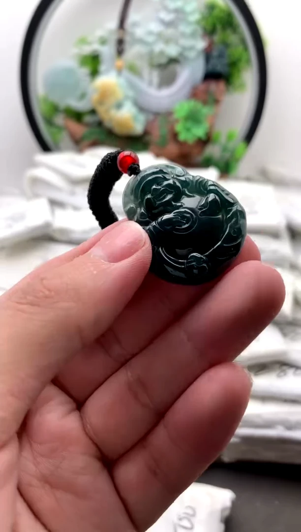 【闪购商品】翡翠颈饰未镶嵌小财神1【品质一般能接受再拍】