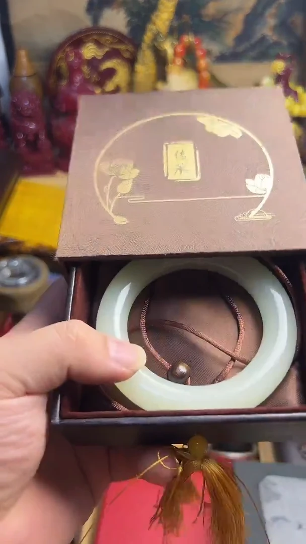 未镶嵌和田玉（糖玉）挂件主播推荐主播推荐