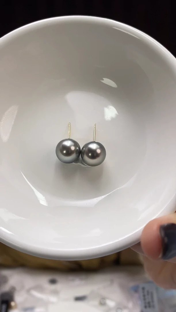 18K金镶嵌耳饰海水珍珠10-11大溪地黑珍珠耳饰