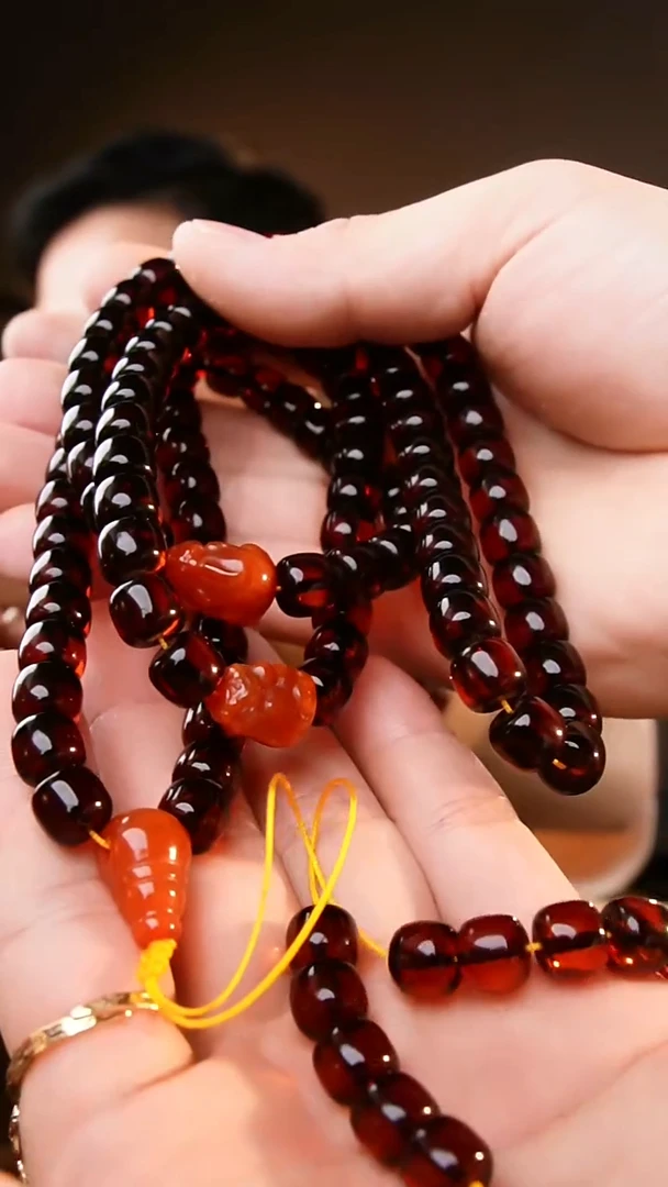 裸石琥珀未镶嵌9+血珀老型108