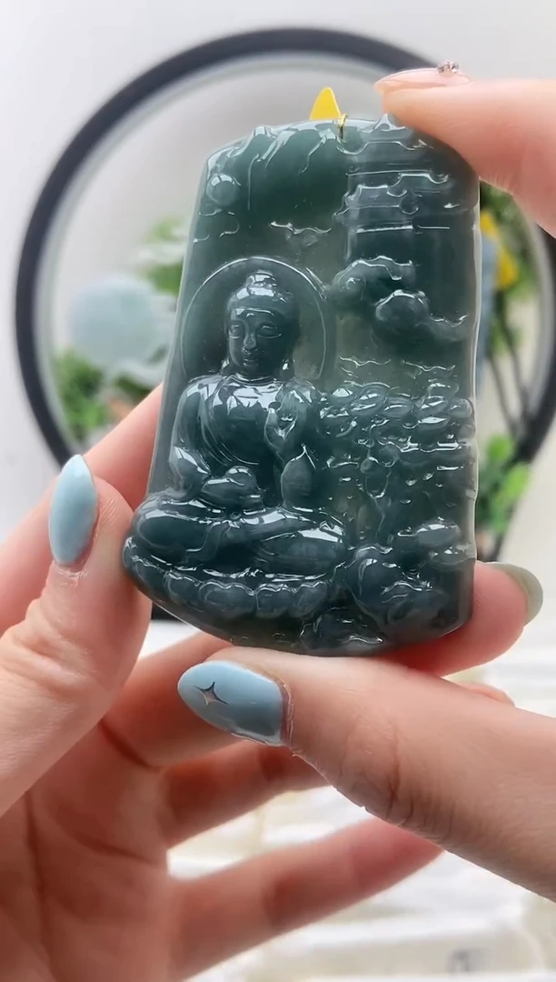 颈饰未镶嵌翡翠阿弥陀佛