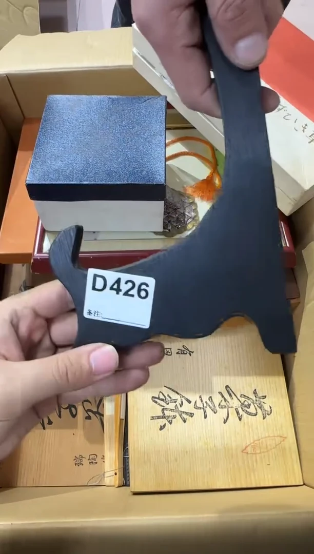 顾*二426...中古產品謹慎參拍