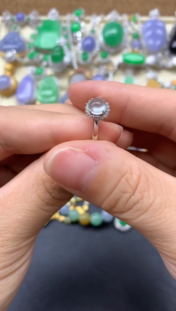 【闪购商品】翡翠戒指18K金镶嵌146-中国好珍宝