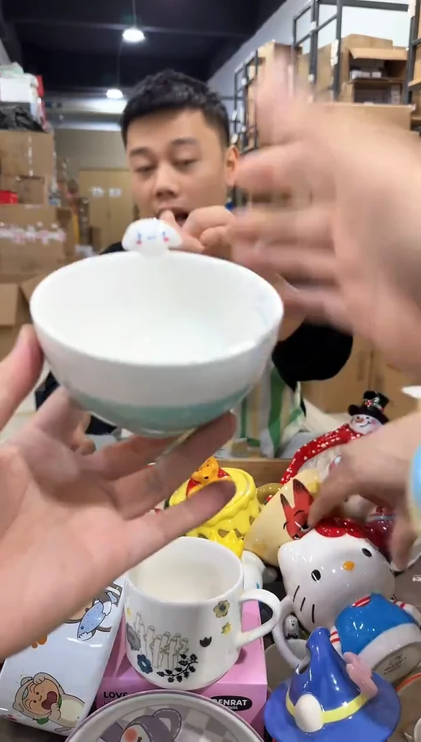 瓷片玉桂狗公仔碗