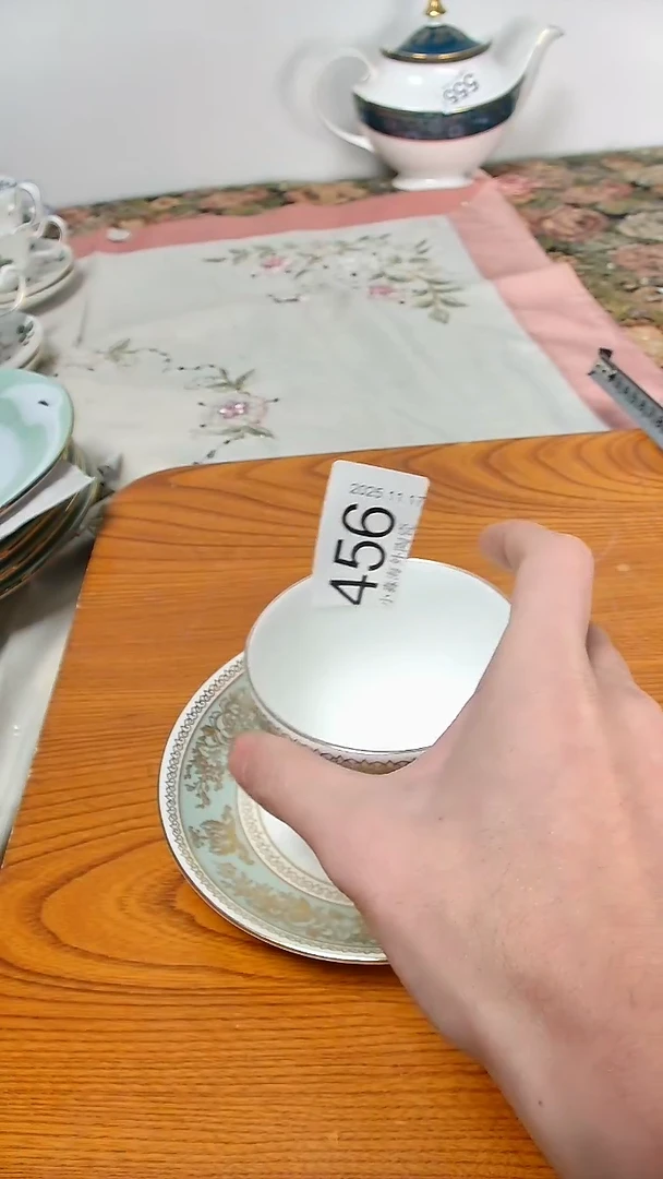 瓷片江***烟小淼海外陶瓷工艺品
